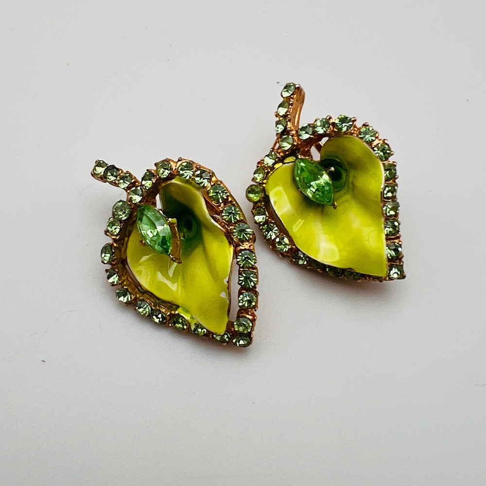 Vintage Calla Lily Clip On Earrings Green Enamel Rhinestone Gold Tone Floral
